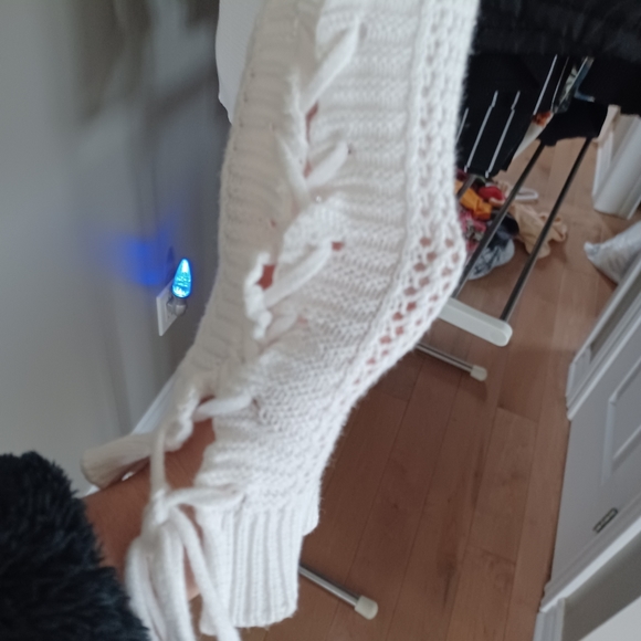 Because - Picture 4 of 4